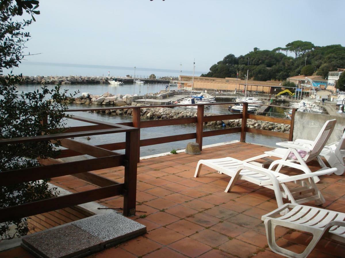Monolocale In Villa Castiglioncello Exteriör bild
